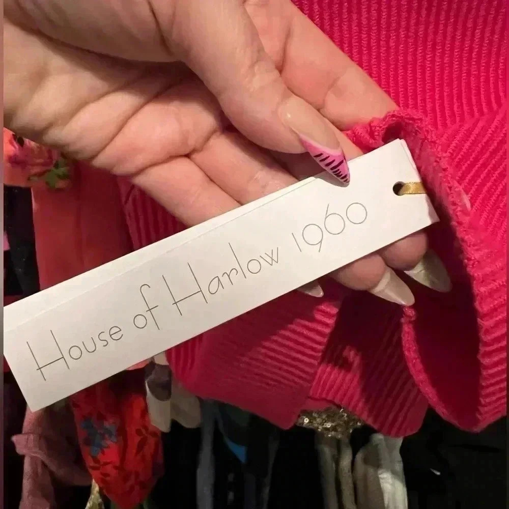 NWT House of Harlow 1960 HOT Pink Crop Top - Perfect for Barbiecore Fashion! - Picture 7 of 16